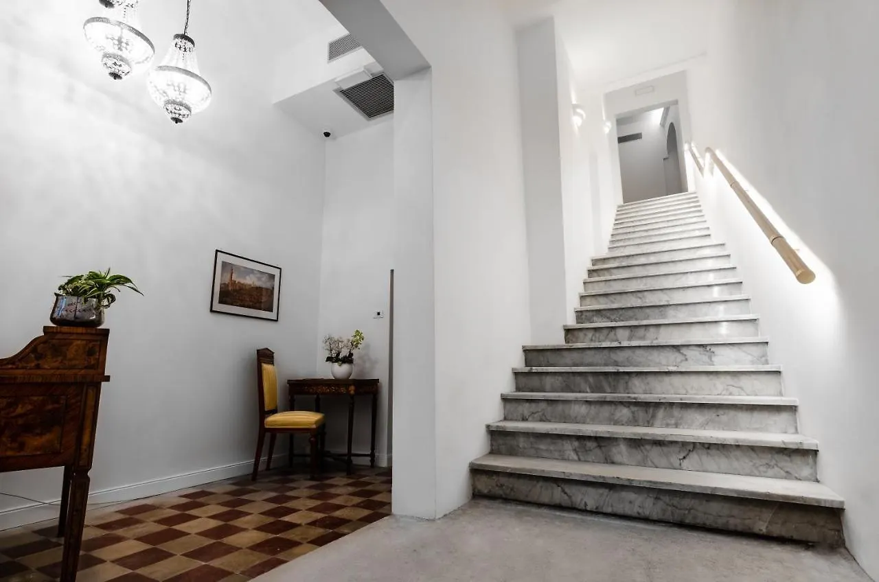 Alojamento de Acomodação e Pequeno-almoço Il Giardino Di Pantaneto Residenza D'Epoca Acomodação com café da manhã Siena