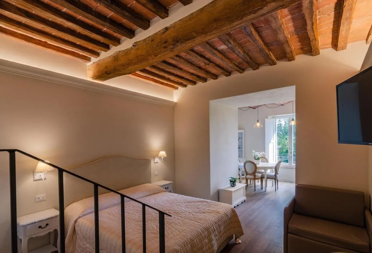 Alojamento de Acomodação e Pequeno-almoço Il Giardino Di Pantaneto Residenza D'Epoca Acomodação com café da manhã Siena